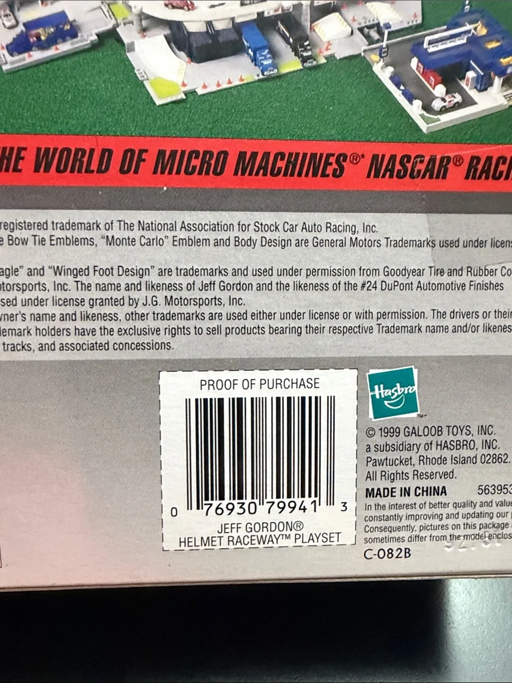 Micro Machines Jeff Gordon Helmet Raceway Playset